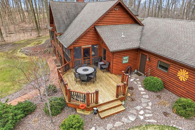 W2147 Hickory Hills COURT, Campbellsport, WI 53010