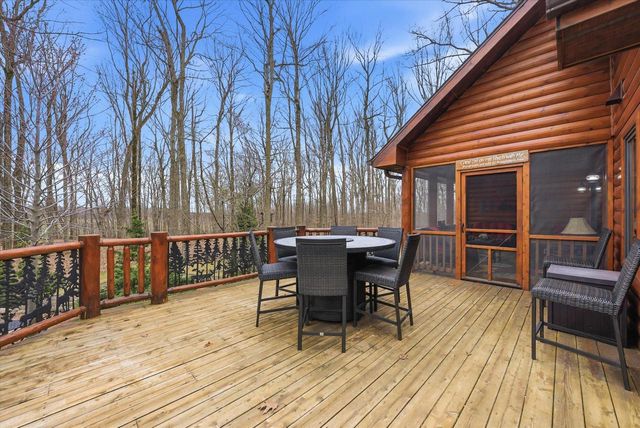 W2147 Hickory Hills COURT, Campbellsport, WI 53010