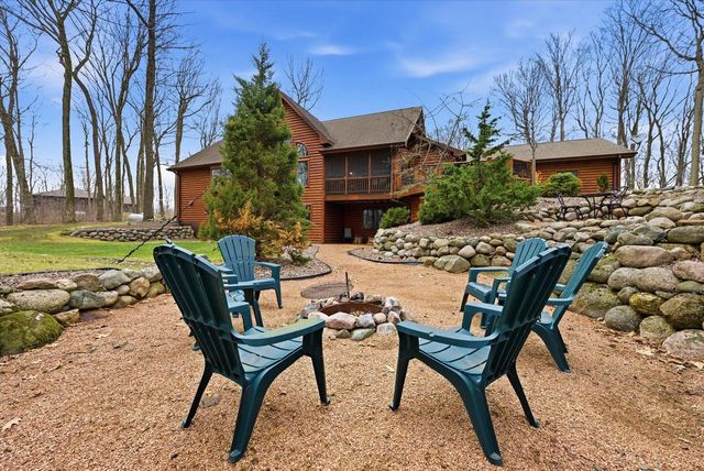 W2147 Hickory Hills COURT, Campbellsport, WI 53010