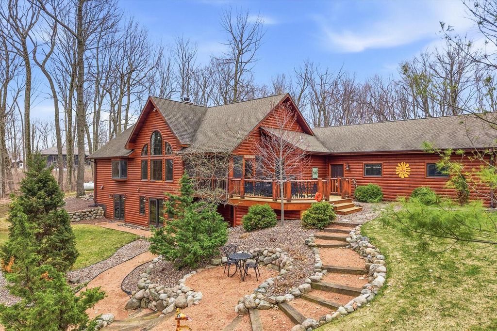 W2147 Hickory Hills COURT, Campbellsport, WI 53010