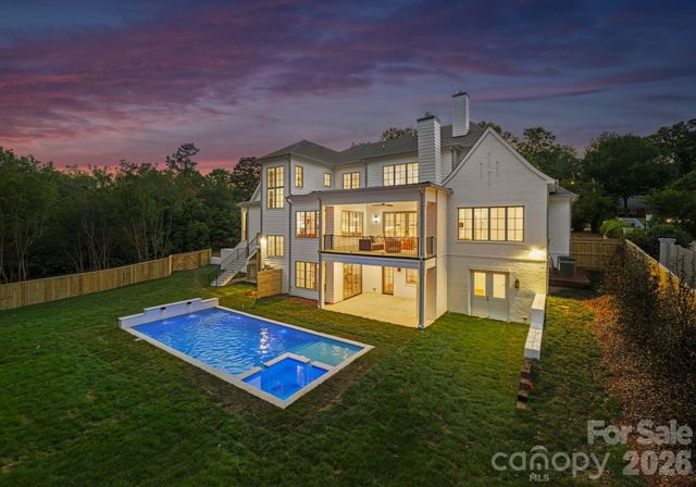 539 Mammoth Oaks Drive, Charlotte, NC 28270