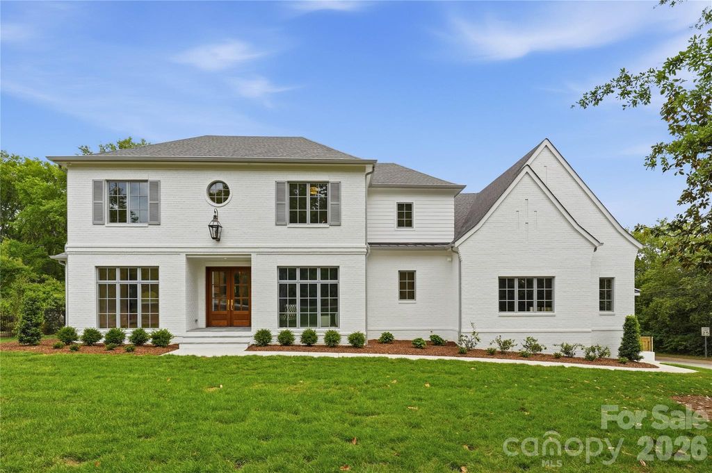 539 Mammoth Oaks Drive, Charlotte, NC 28270