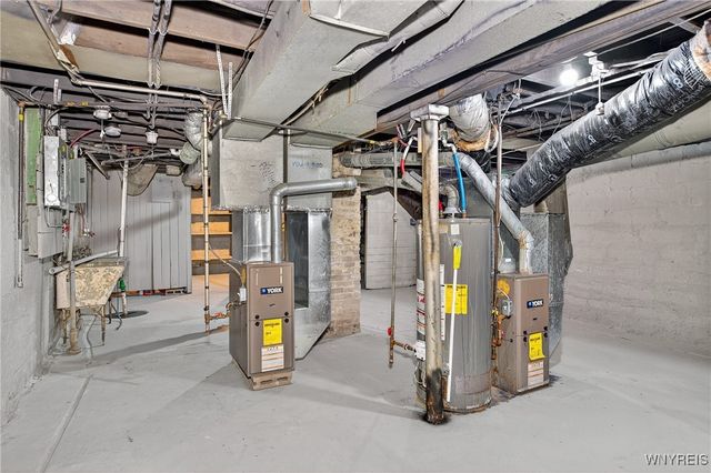 411 Cambridge Avenue, Buffalo, NY 14215