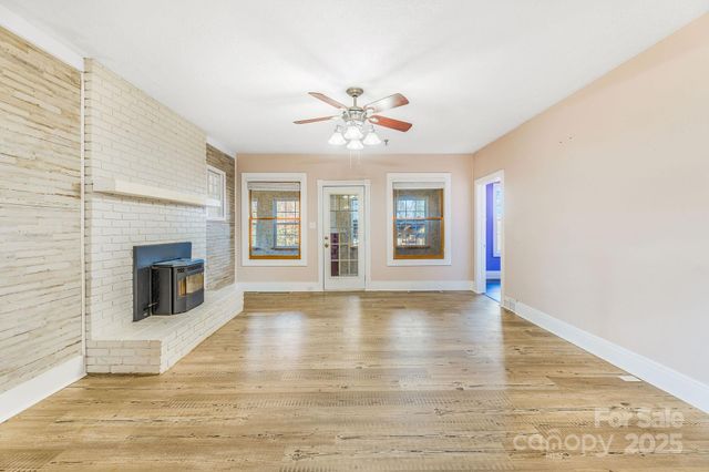 107 Woodland Church Road, Clyde, NC 28721