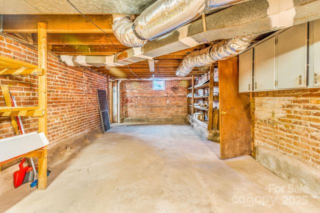 107 Woodland Church Road, Clyde, NC 28721