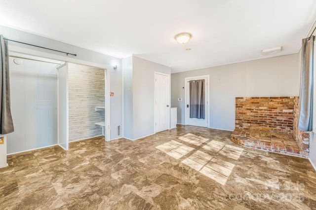 107 Woodland Church Road, Clyde, NC 28721