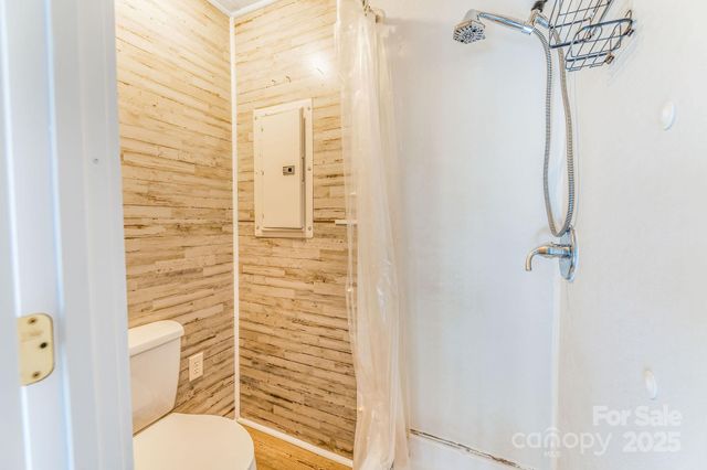 107 Woodland Church Road, Clyde, NC 28721