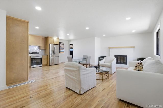7464 W Louisiana Avenue, Lakewood, CO 80232