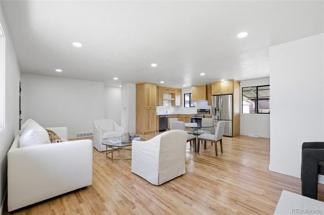 7464 W Louisiana Avenue, Lakewood, CO 80232