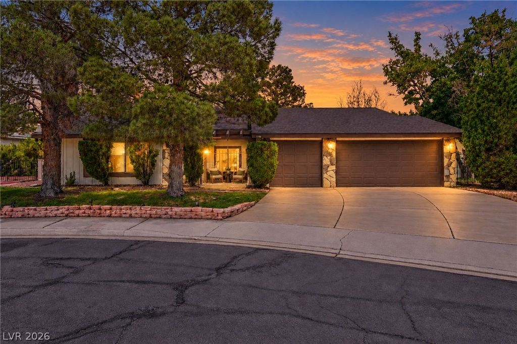 3188 Moonflower Drive, Las Vegas, NV 89146
