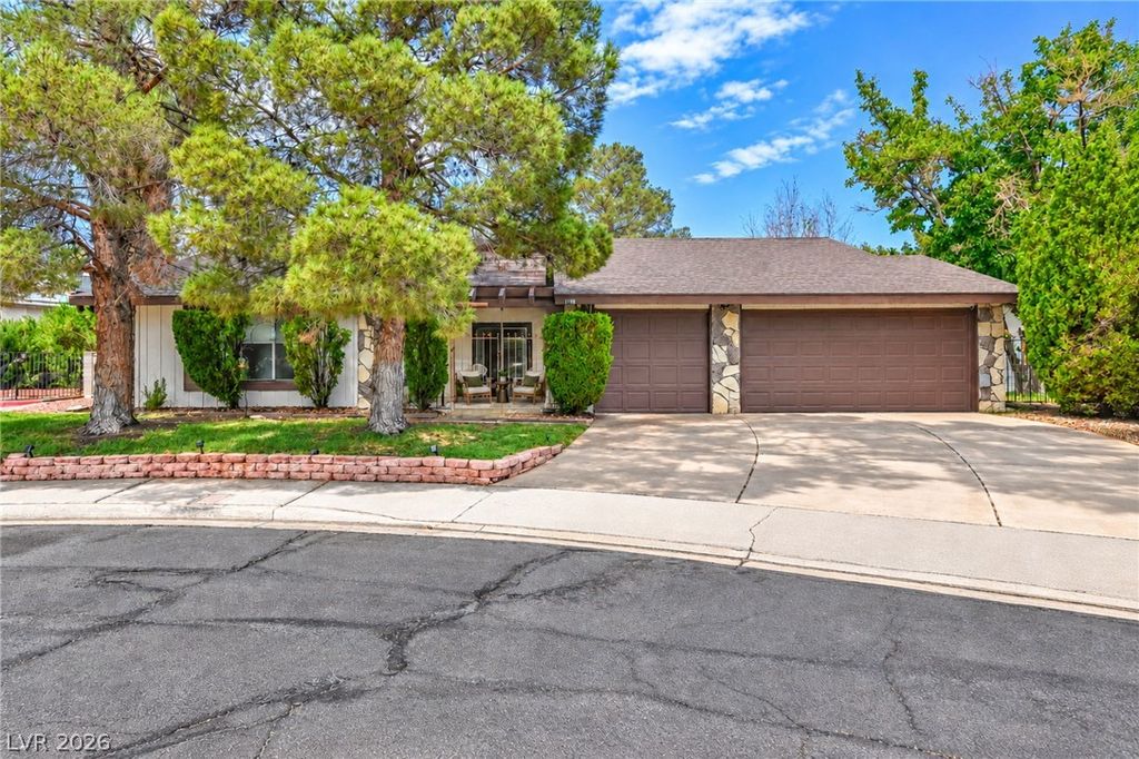 3188 Moonflower Drive, Las Vegas, NV 89146 — photo 2