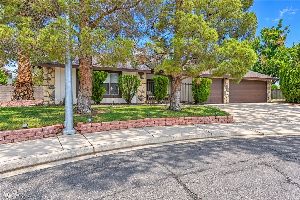 3188 Moonflower Drive, Las Vegas, NV 89146 — photo 3