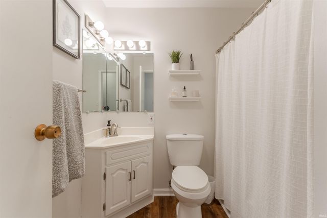 307 W Buena Vista Road, Evansville, IN 47710