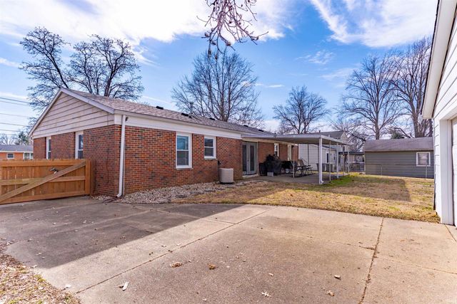 307 W Buena Vista Road, Evansville, IN 47710
