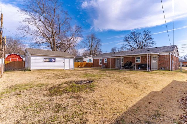 307 W Buena Vista Road, Evansville, IN 47710