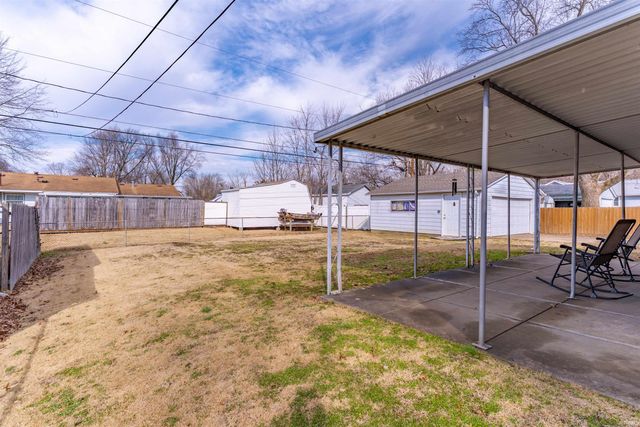 307 W Buena Vista Road, Evansville, IN 47710