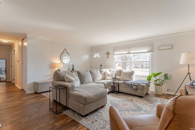 307 W Buena Vista Road, Evansville, IN 47710