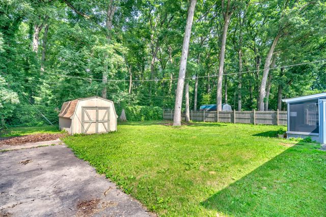 2916 Elmwood Street, Portage, IN 46368