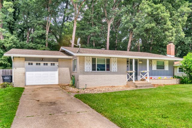 2916 Elmwood Street, Portage, IN 46368
