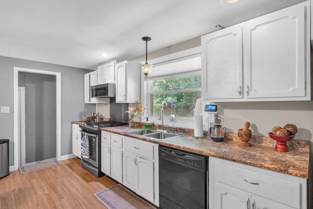2916 Elmwood Street, Portage, IN 46368