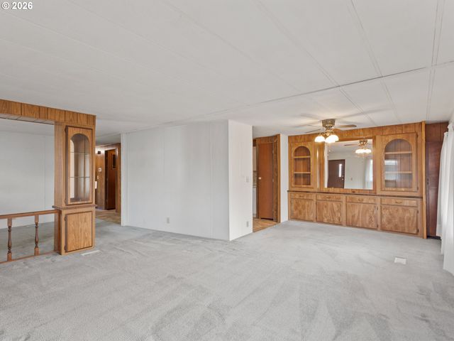 2901 E 2ND St 135, Newberg, OR 97132