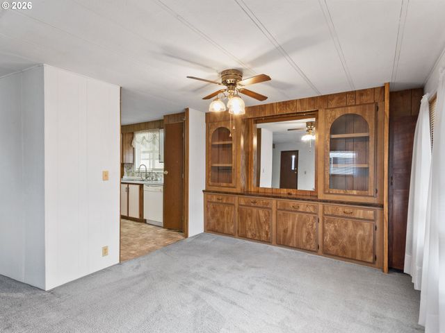 2901 E 2ND St 135, Newberg, OR 97132