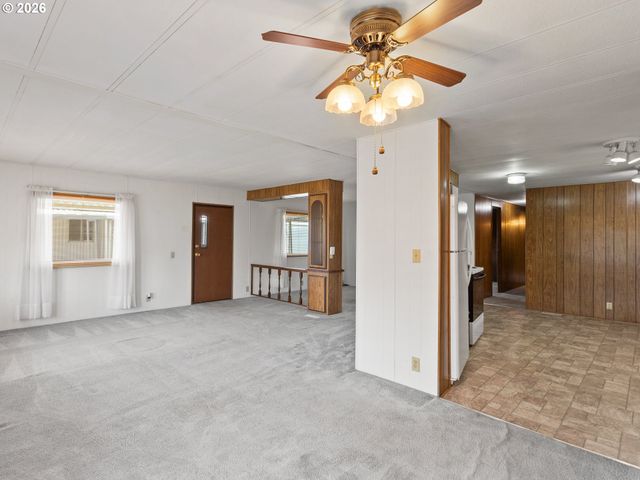 2901 E 2ND St 135, Newberg, OR 97132