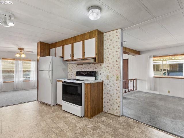 2901 E 2ND St 135, Newberg, OR 97132