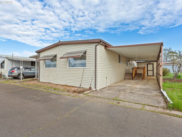 2901 E 2ND St 135, Newberg, OR 97132