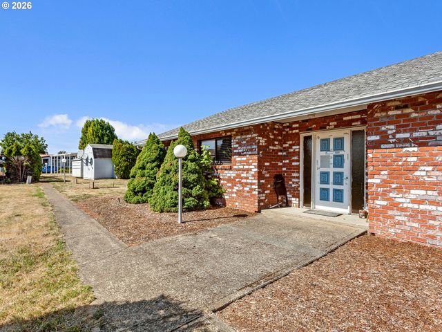 2901 E 2ND St 135, Newberg, OR 97132