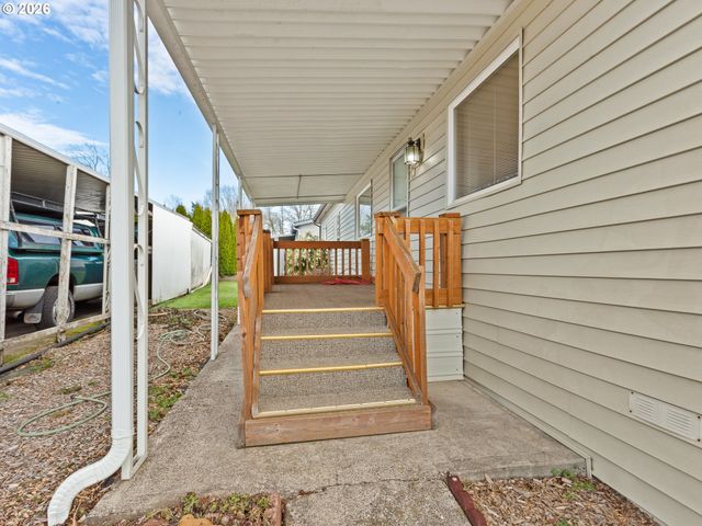 2901 E 2ND St 135, Newberg, OR 97132