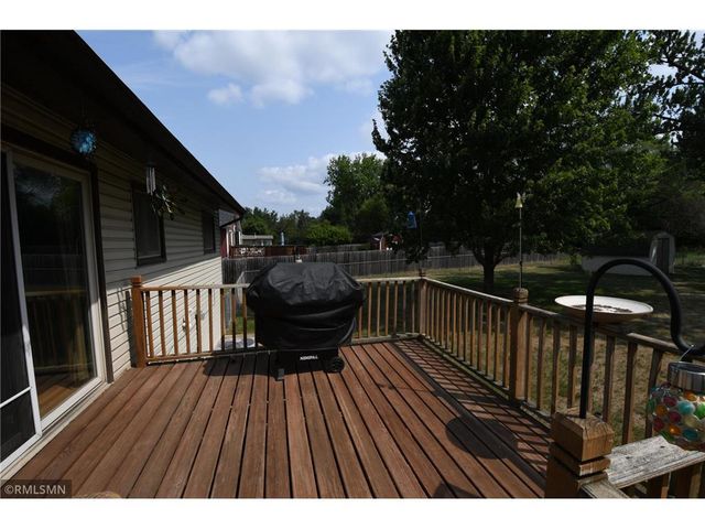 113 Quehl Avenue, Lakeland, MN 55043