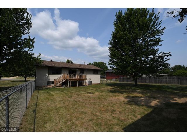 113 Quehl Avenue, Lakeland, MN 55043