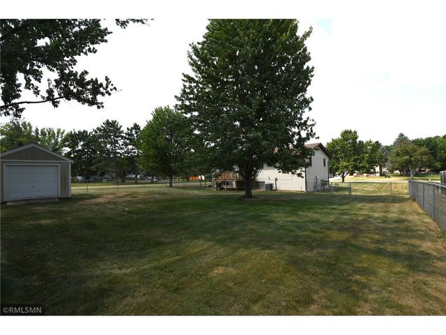 113 Quehl Avenue, Lakeland, MN 55043