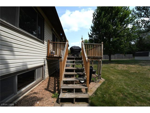 113 Quehl Avenue, Lakeland, MN 55043