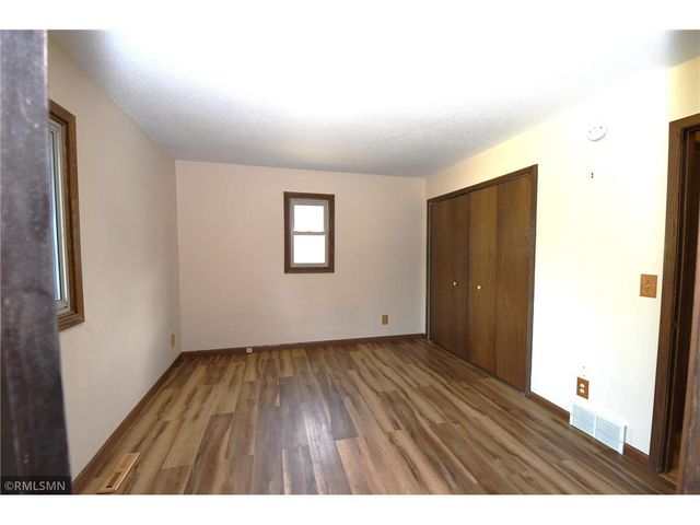 113 Quehl Avenue, Lakeland, MN 55043