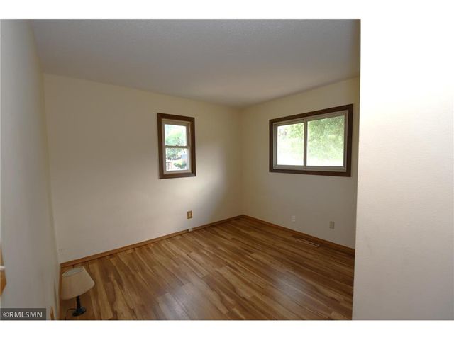 113 Quehl Avenue, Lakeland, MN 55043