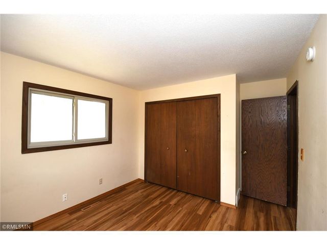 113 Quehl Avenue, Lakeland, MN 55043
