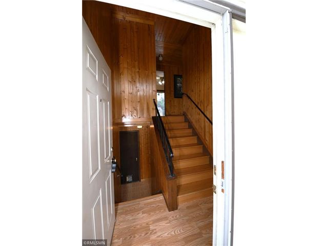 113 Quehl Avenue, Lakeland, MN 55043