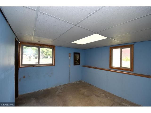 113 Quehl Avenue, Lakeland, MN 55043