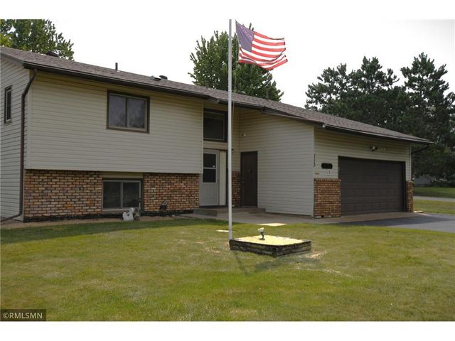 113 Quehl Avenue, Lakeland, MN 55043