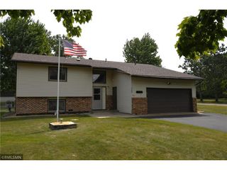 113 Quehl Avenue, Lakeland, MN 55043