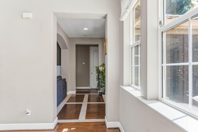 15627 W Botelho, Kerman, CA 93630