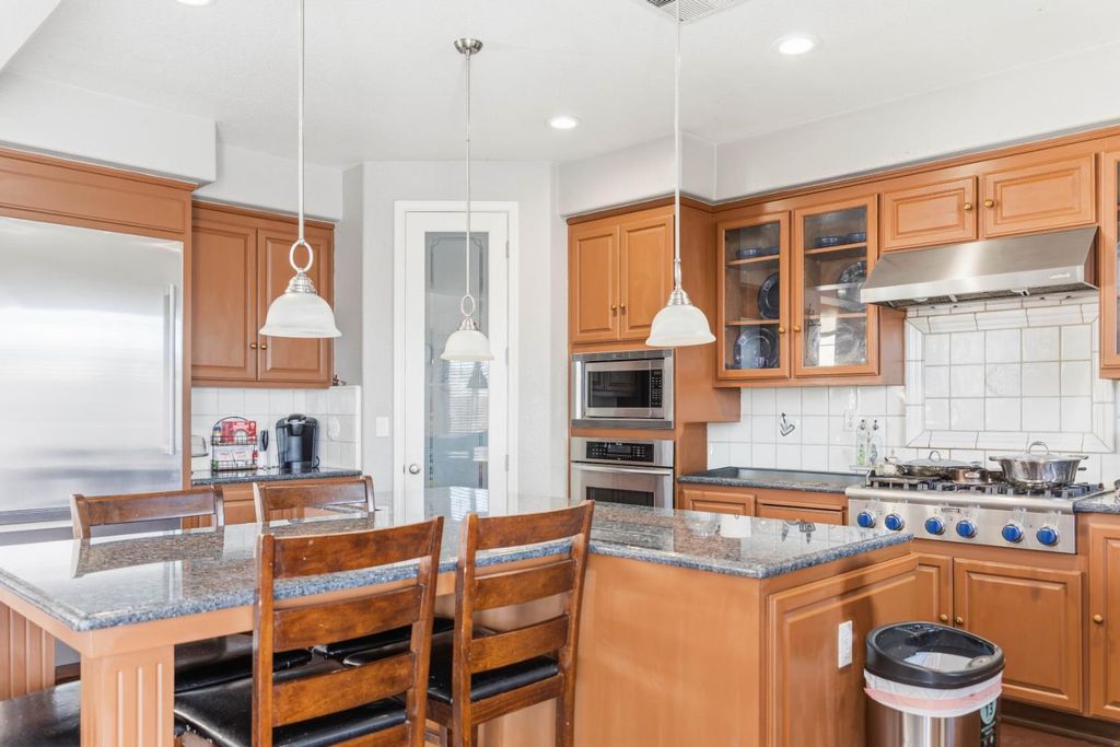 Image 17 of property listing at 15627 W Botelho, Kerman, CA 93630