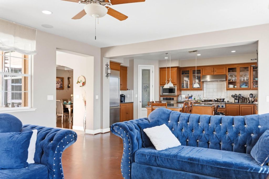 Image 22 of property listing at 15627 W Botelho, Kerman, CA 93630