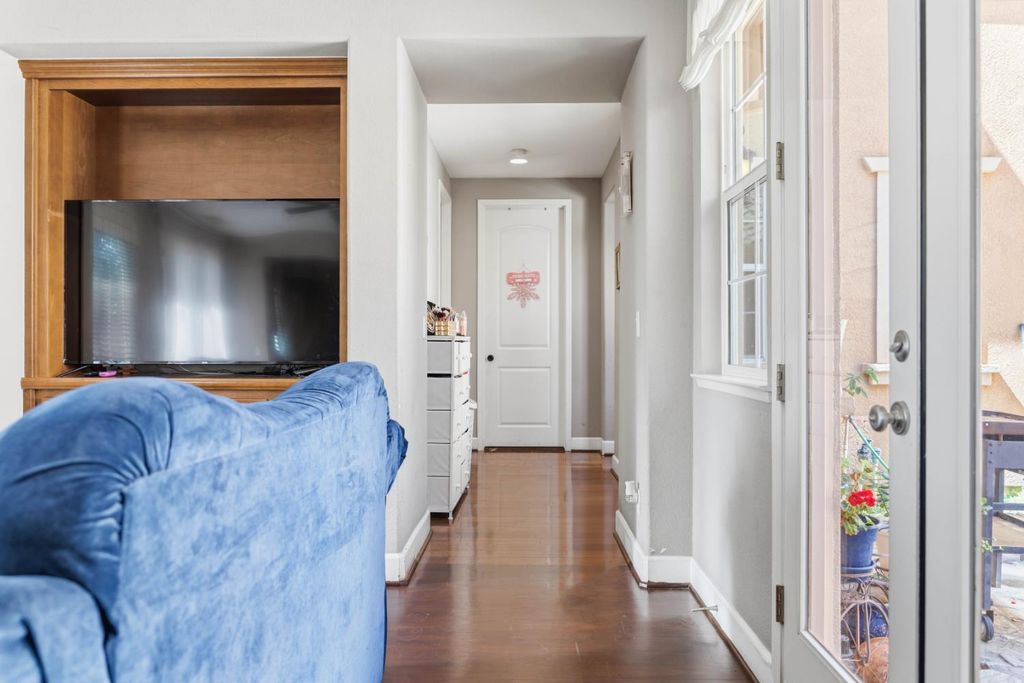 Image 28 of property listing at 15627 W Botelho, Kerman, CA 93630