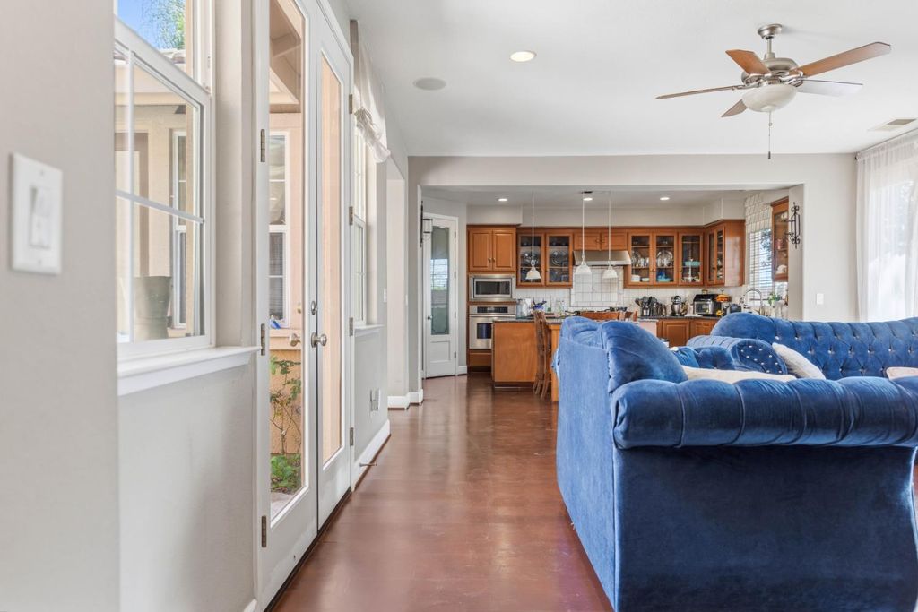 Image 32 of property listing at 15627 W Botelho, Kerman, CA 93630