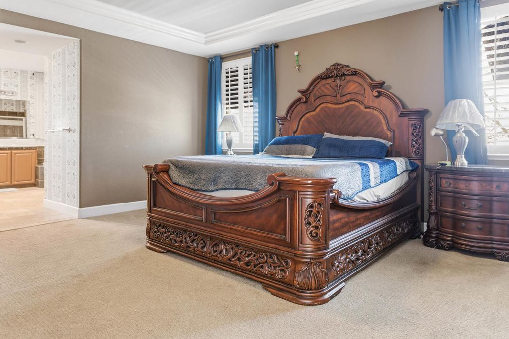 Image 38 of property listing at 15627 W Botelho, Kerman, CA 93630