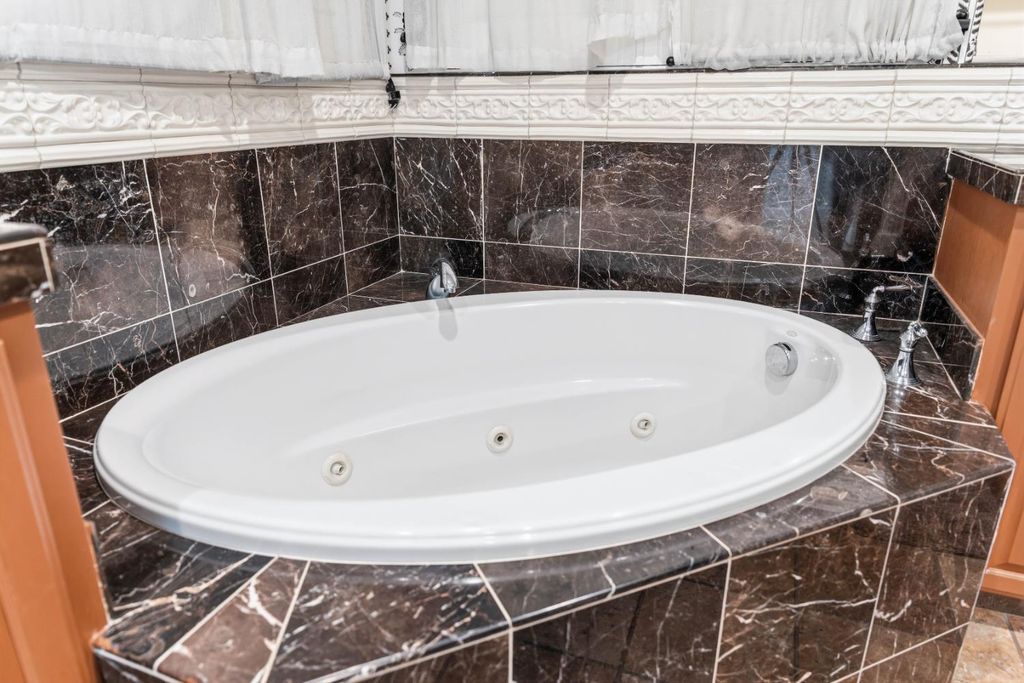 Image 41 of property listing at 15627 W Botelho, Kerman, CA 93630