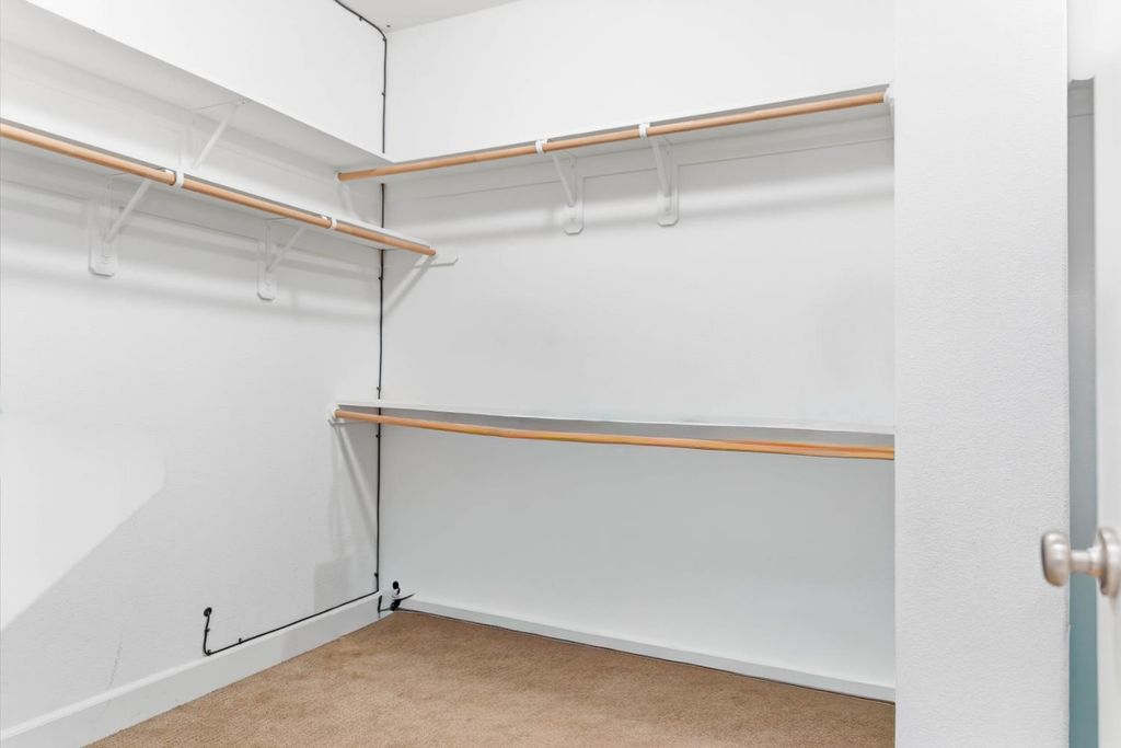 Image 46 of property listing at 15627 W Botelho, Kerman, CA 93630